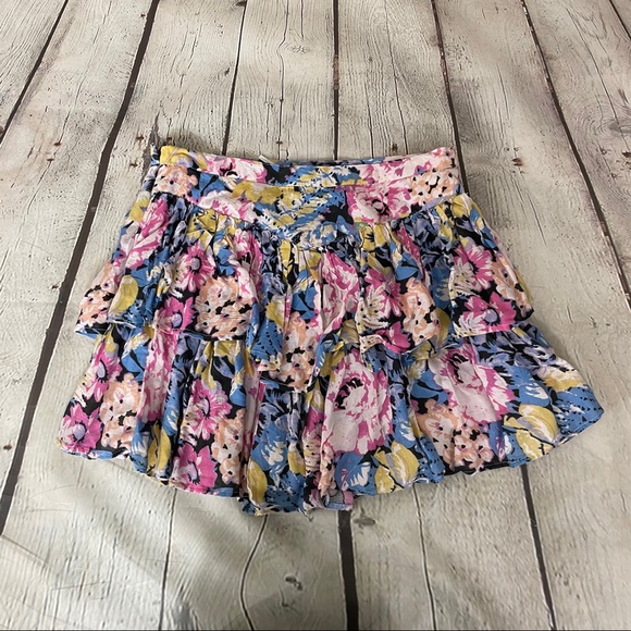 Urban Outfitters Floral Miniskirt Size 8 NWT - Picture 7 of 12